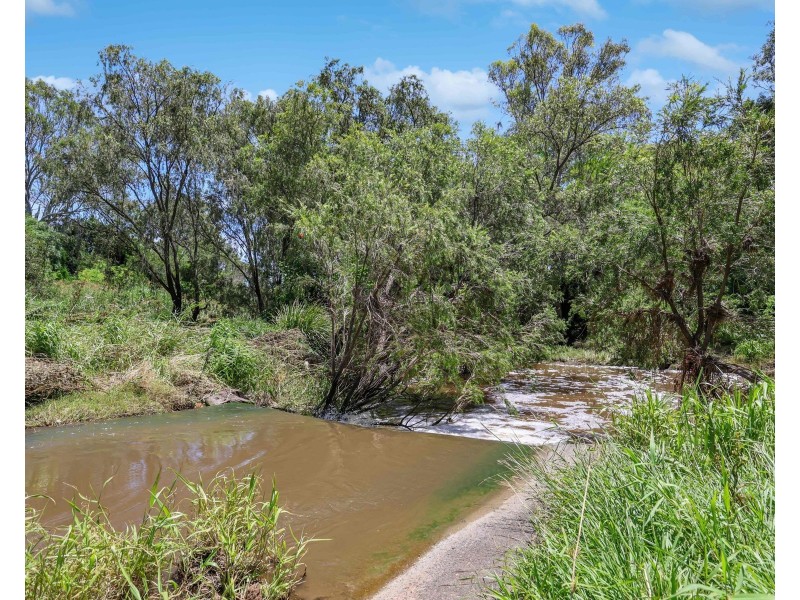 178 Dunns Avenue, Harrisville QLD 4307
