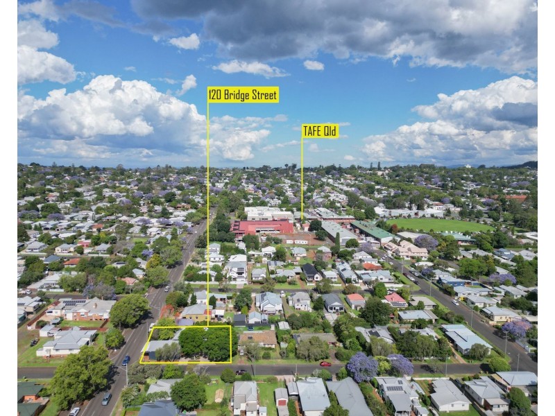 120 Bridge Street, East Toowoomba QLD 4350