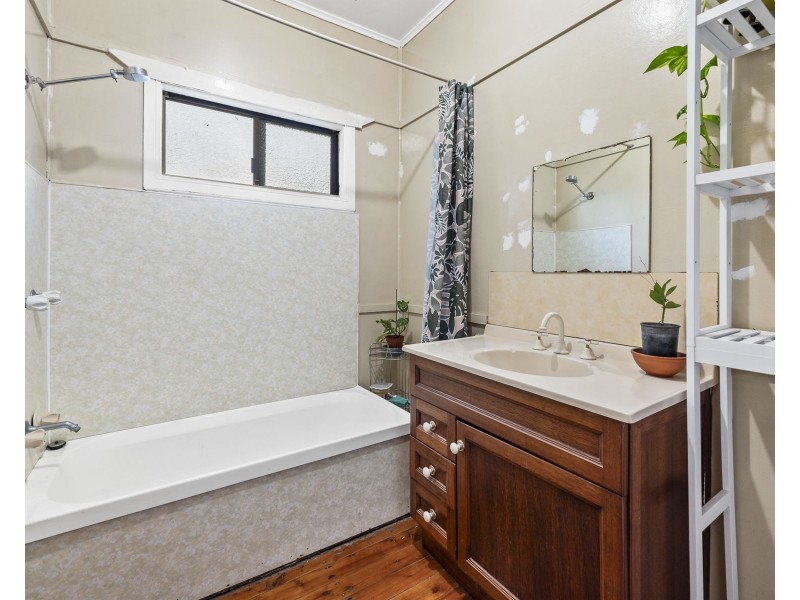 9 King Street, Goombungee QLD 4354