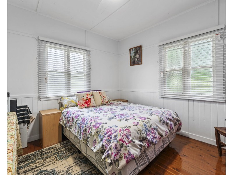 9 King Street, Goombungee QLD 4354