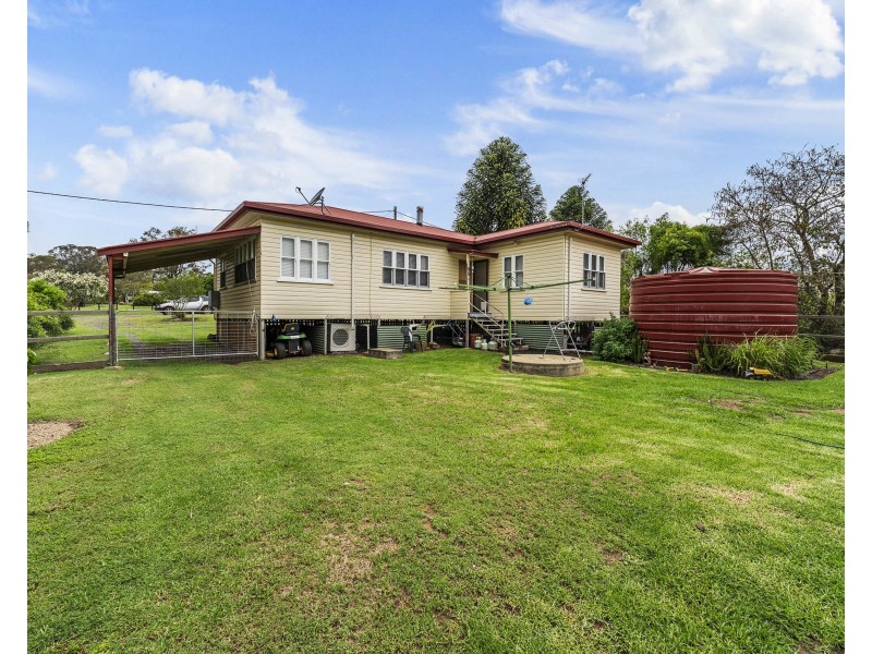 9 King Street, Goombungee QLD 4354