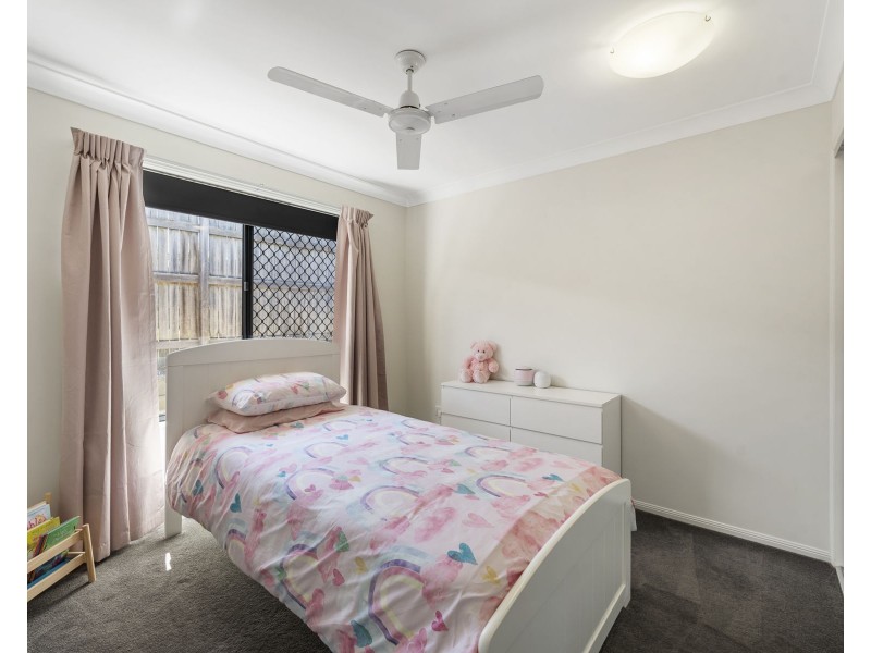 33 Wareena Crescent, Glenvale QLD 4350