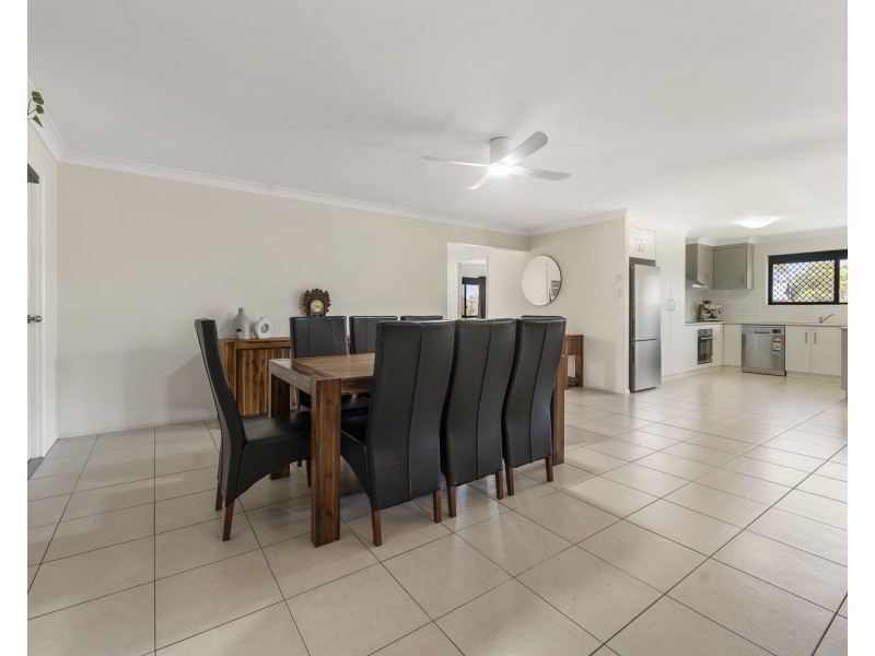 33 Wareena Crescent, Glenvale QLD 4350