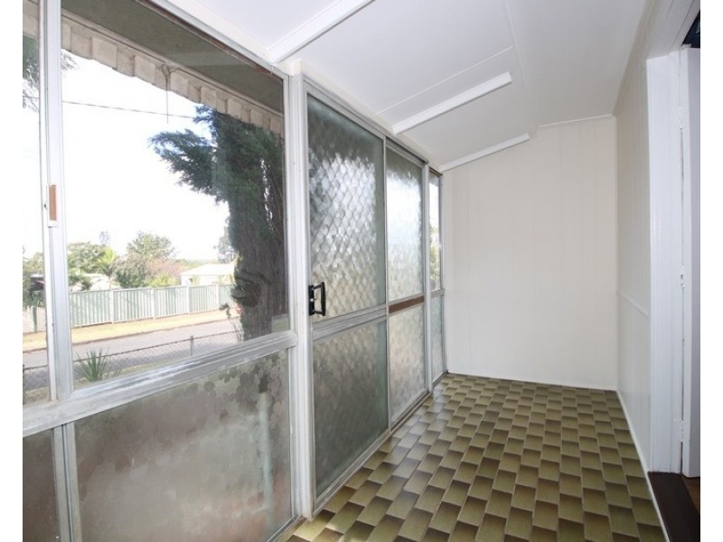 5 Greyfriars Street, Rockville QLD 4350