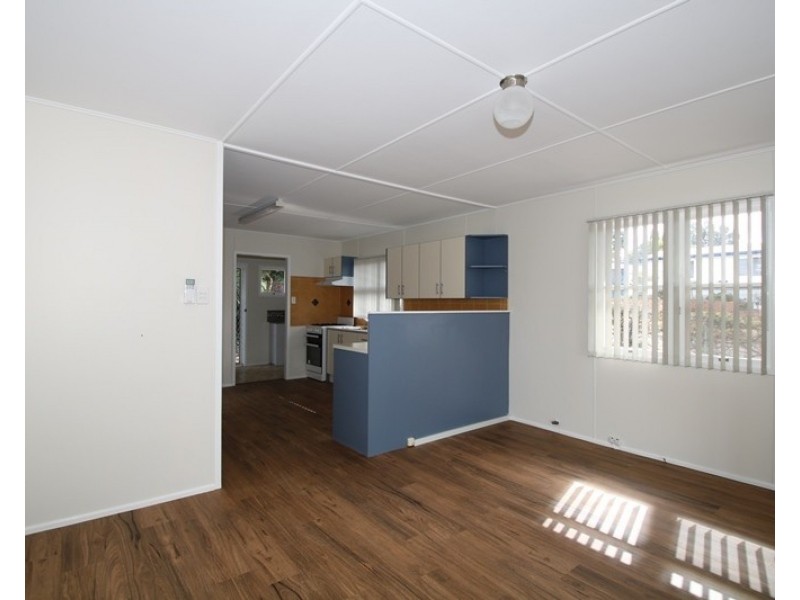 5 Greyfriars Street, Rockville QLD 4350