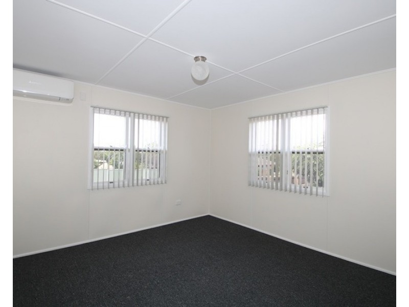 5 Greyfriars Street, Rockville QLD 4350