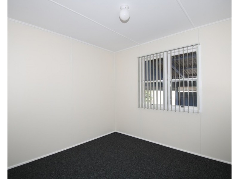 5 Greyfriars Street, Rockville QLD 4350