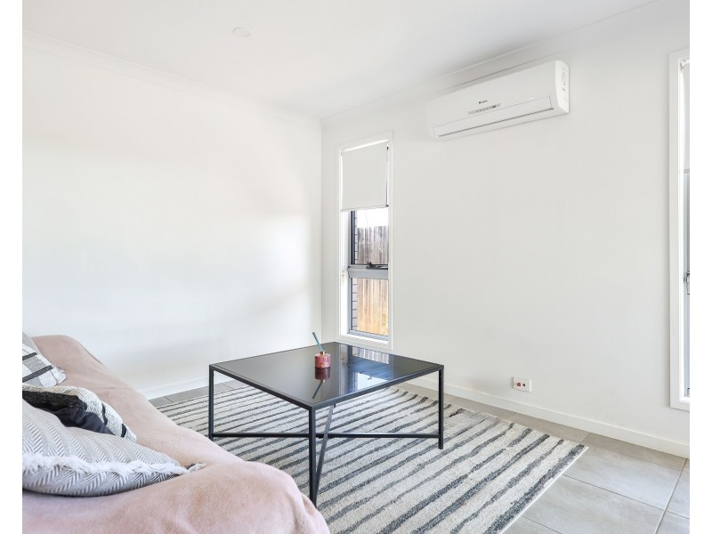 2/15 Shelby Street, Glenvale QLD 4350