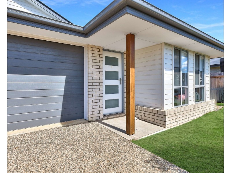 2/15 Shelby Street, Glenvale QLD 4350