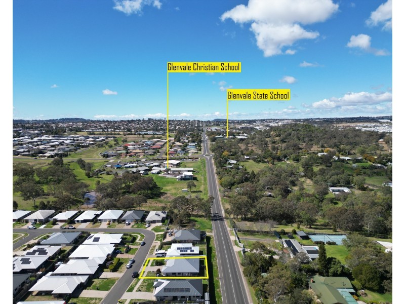 2/15 Shelby Street, Glenvale QLD 4350