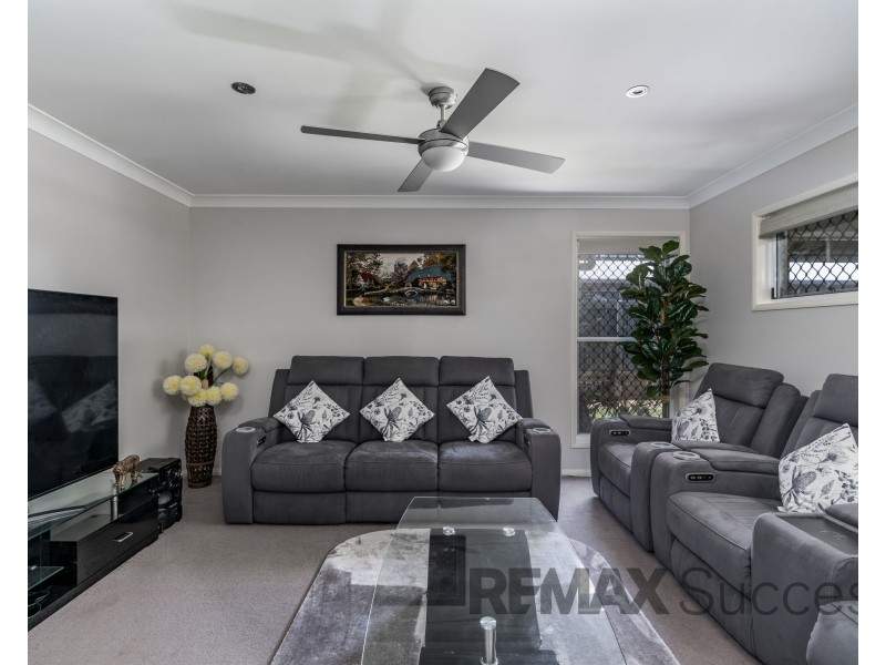 202 Nelson Street, Kearneys Spring QLD 4350