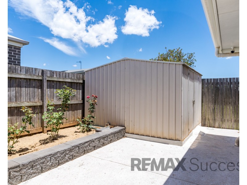 202 Nelson Street, Kearneys Spring QLD 4350