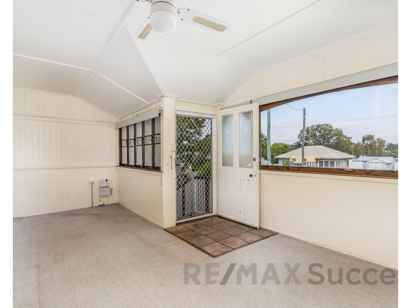 2A Kenilworth Street, North Toowoomba QLD 4350
