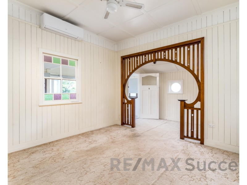 2A Kenilworth Street, North Toowoomba QLD 4350