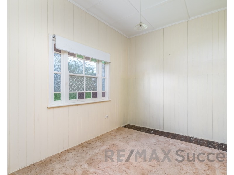2A Kenilworth Street, North Toowoomba QLD 4350