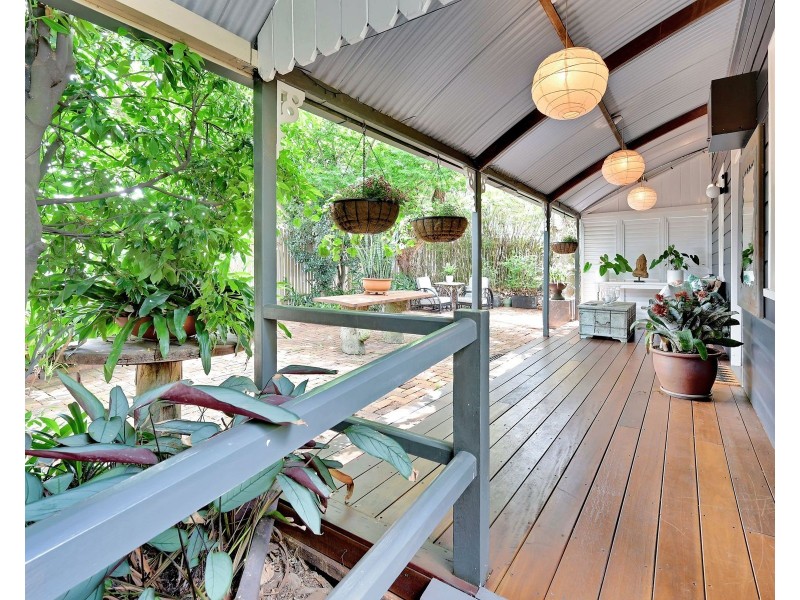 120 Bridge Street, East Toowoomba QLD 4350