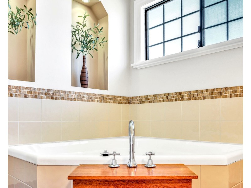 4 Hamwood Steet, Toowoomba City QLD 4350