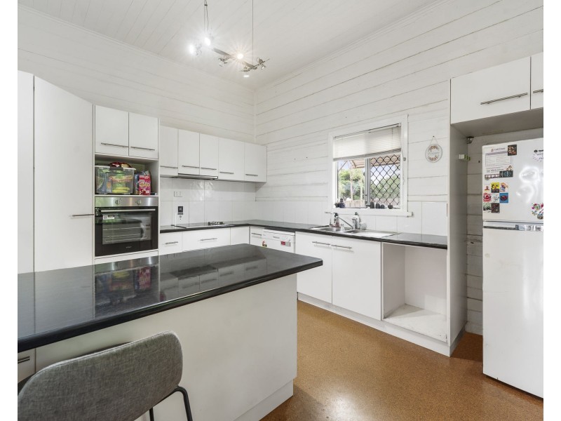 8 O’Brien Street, Harlaxton QLD 4350