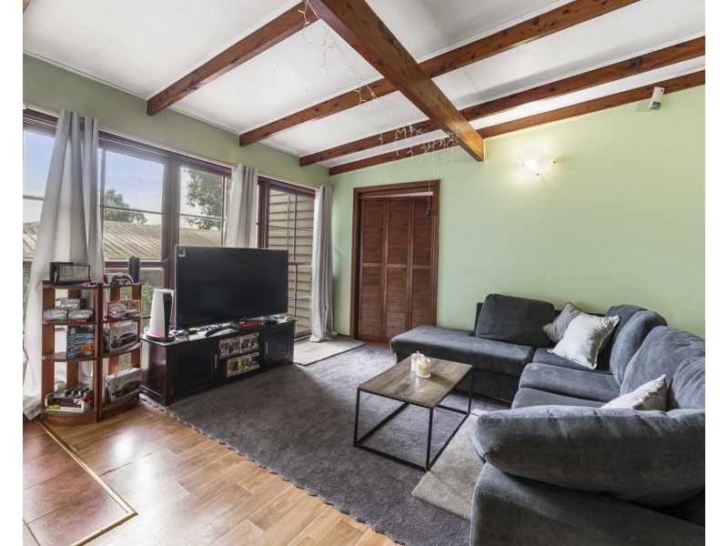 8 O’Brien Street, Harlaxton QLD 4350