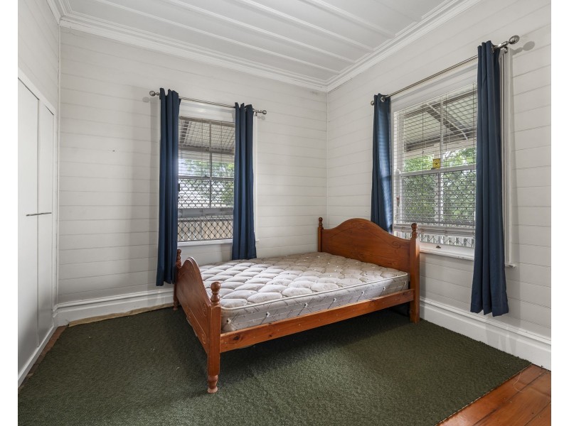 8 O’Brien Street, Harlaxton QLD 4350