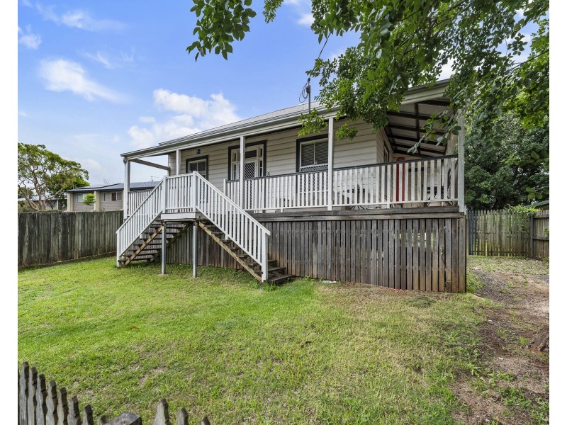 8 O’Brien Street, Harlaxton QLD 4350