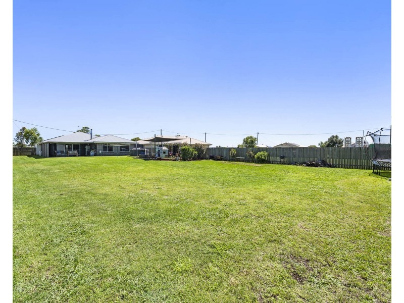 17 Railway Street, Wyreema QLD 4352