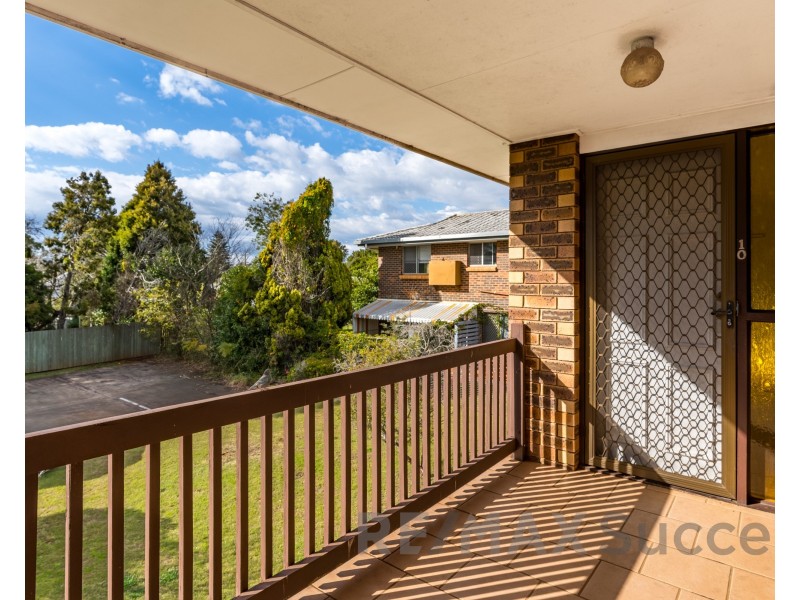 10/329 West Street, Harristown QLD 4350