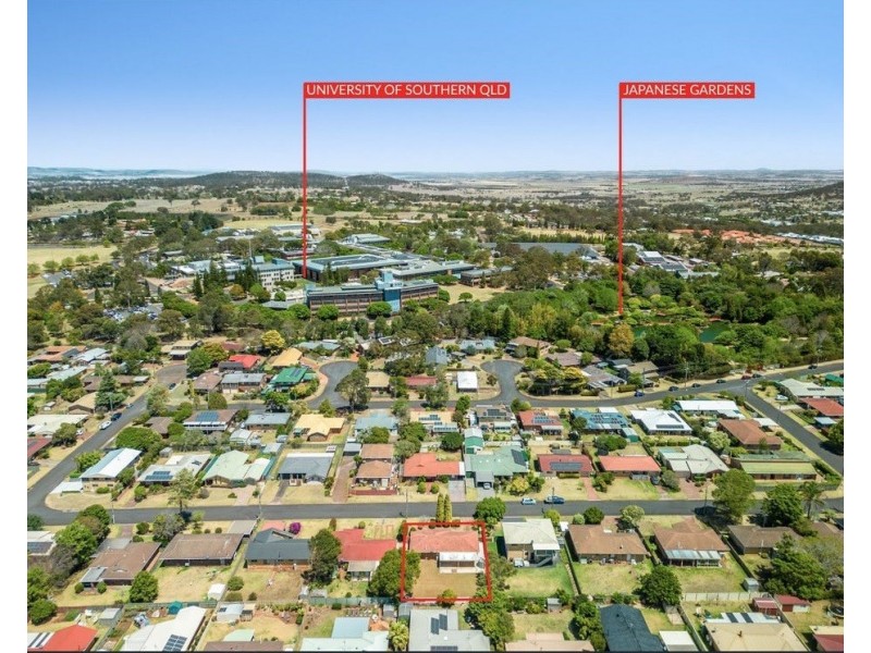 13 Gloucester Crescent, Darling Heights QLD 4350