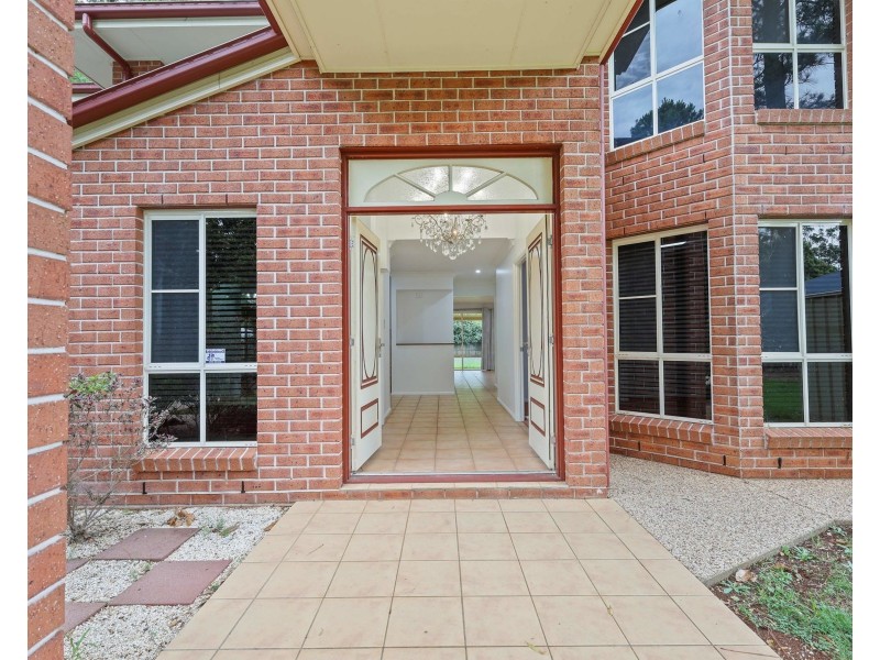 34 Highfields Road, Highfields QLD 4352