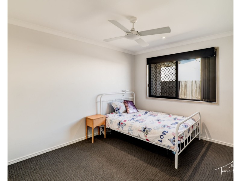 11 Hastings Avenue, Plainland QLD 4341