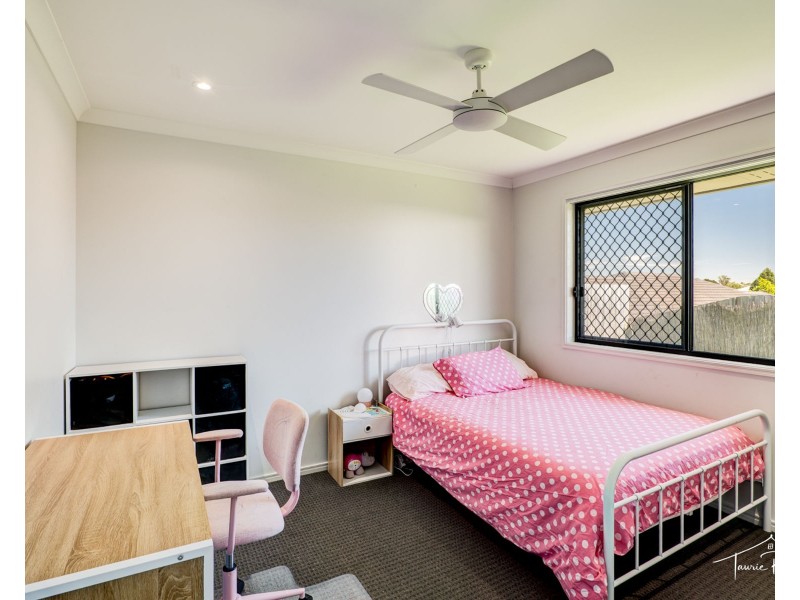 11 Hastings Avenue, Plainland QLD 4341