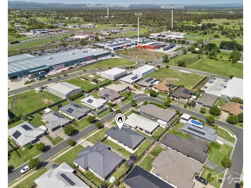 11 Hastings Avenue, Plainland QLD 4341