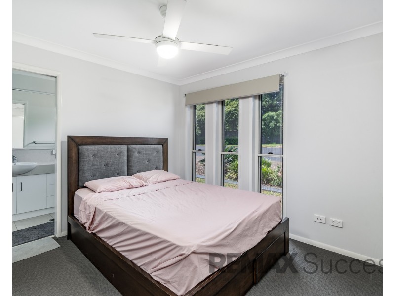 8/21 Hillside Street, Newtown QLD 4350