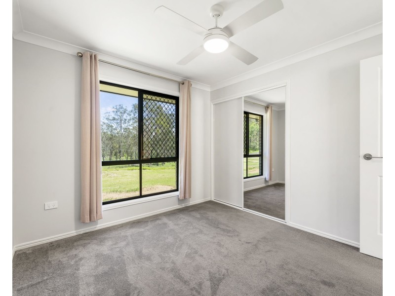 75 Green Gully Road, Upper Lockyer QLD 4352