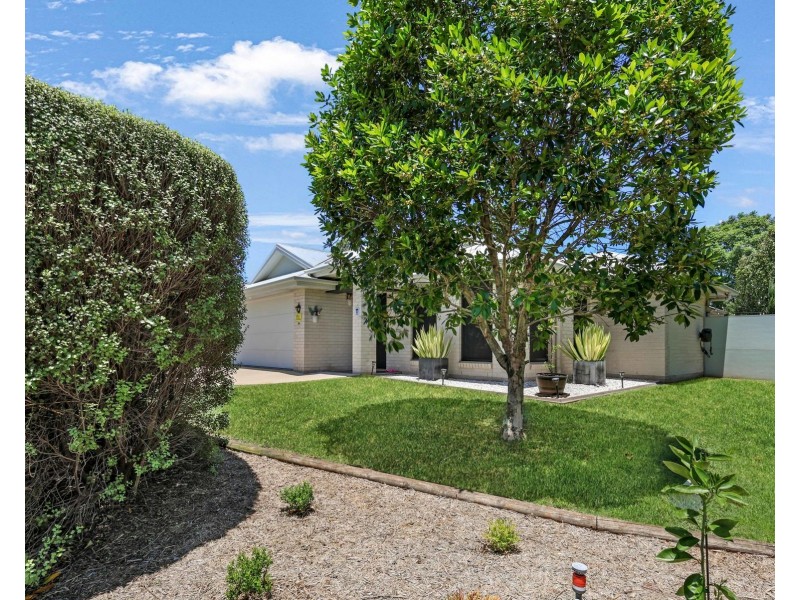 227 New England Highway, Harlaxton QLD 4350