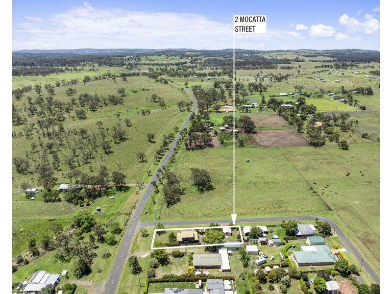 2 Mocatta Street, Goombungee QLD 4354