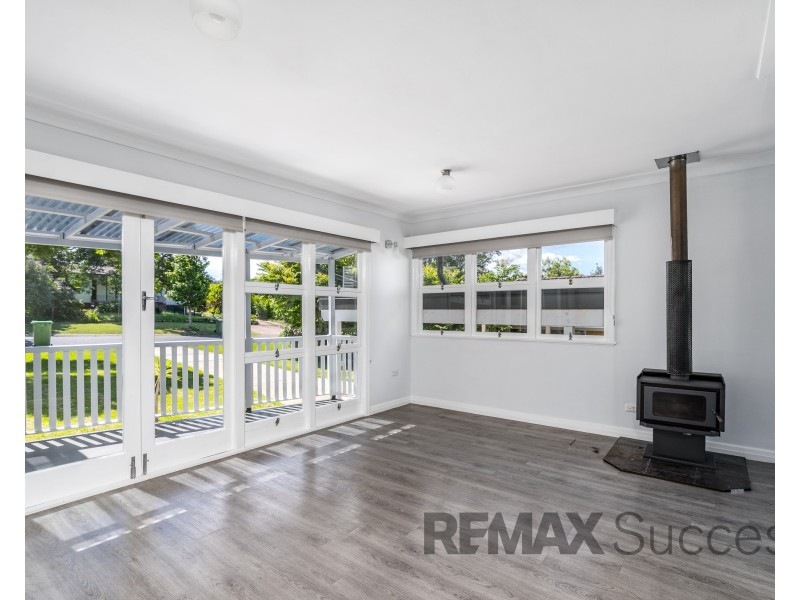 34 Hoey Street, Kearneys Spring QLD 4350