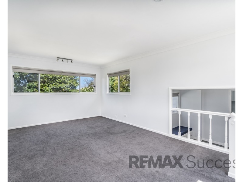 34 Hoey Street, Kearneys Spring QLD 4350