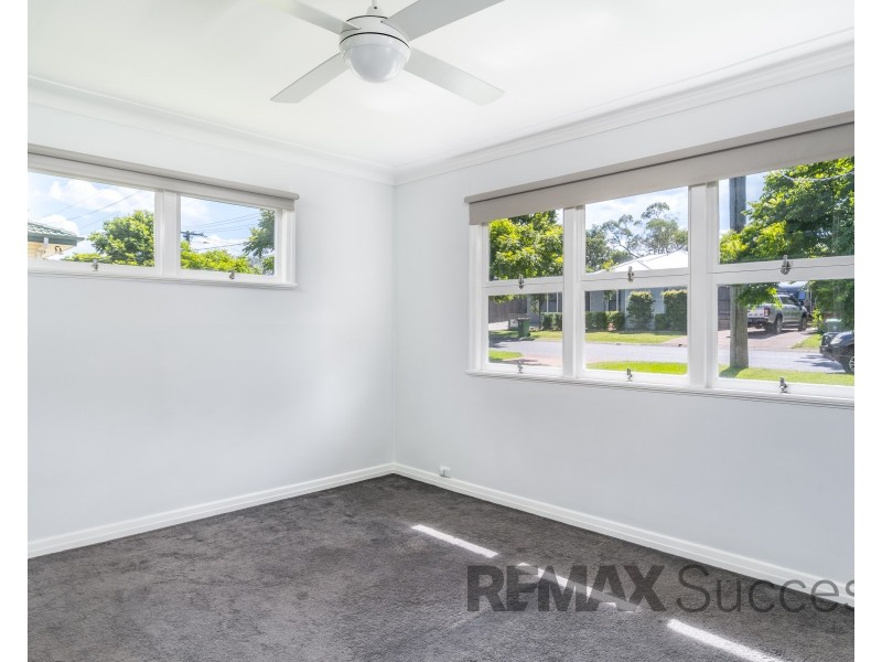34 Hoey Street, Kearneys Spring QLD 4350