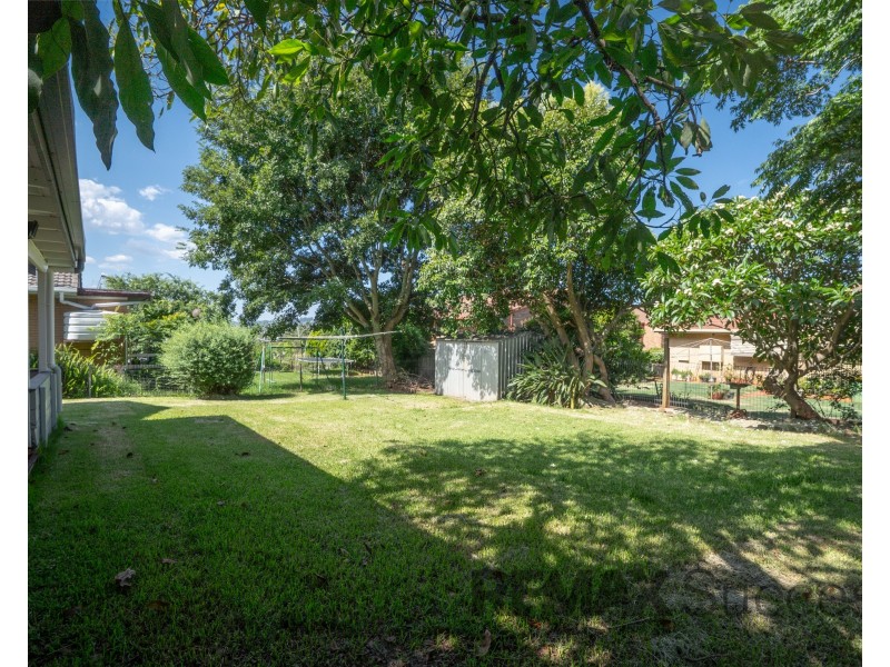 34 Hoey Street, Kearneys Spring QLD 4350