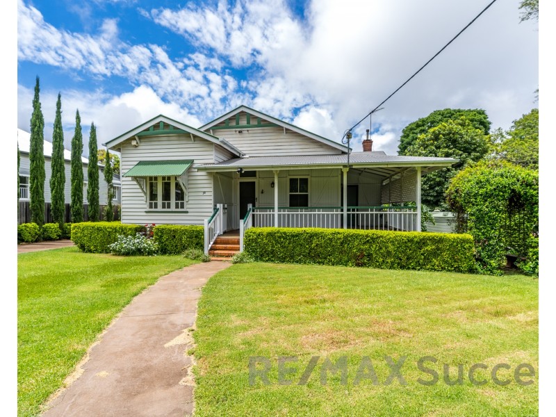 38 Ipswich Street, East Toowoomba QLD 4350