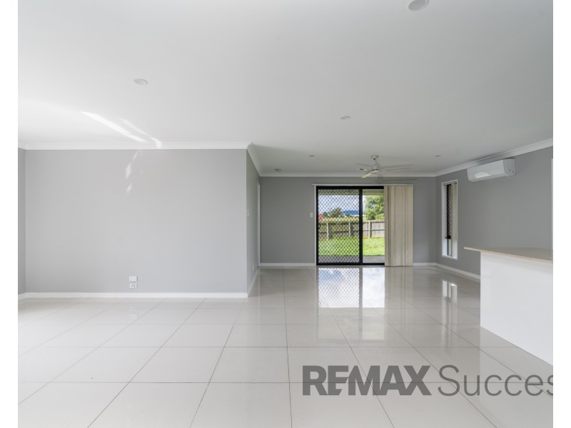 22 Weebah Place, Cambooya QLD 4358