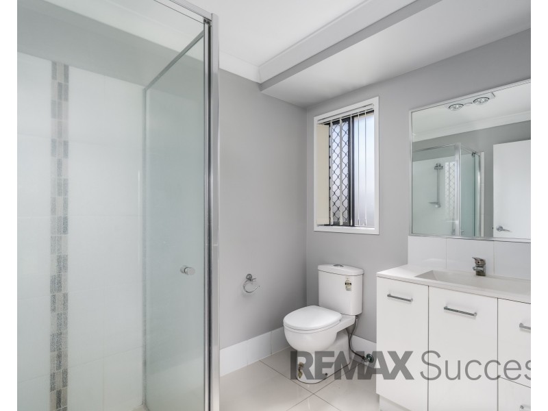22 Weebah Place, Cambooya QLD 4358