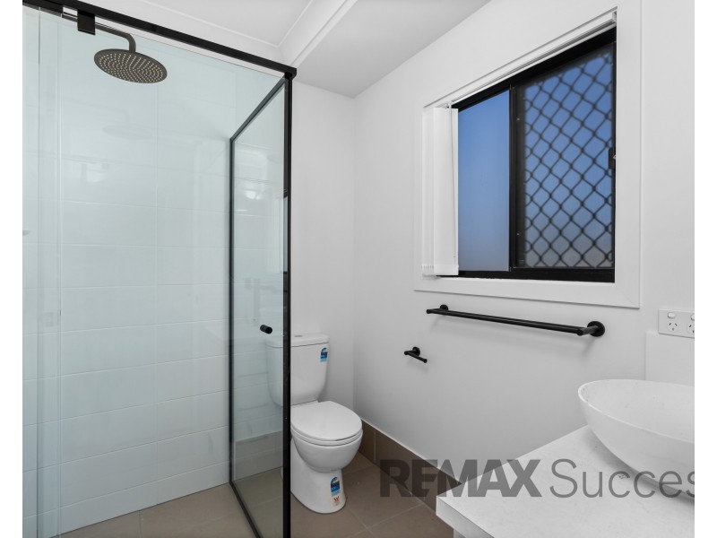 1/32 Aquila Drive, Meringandan West QLD 4352