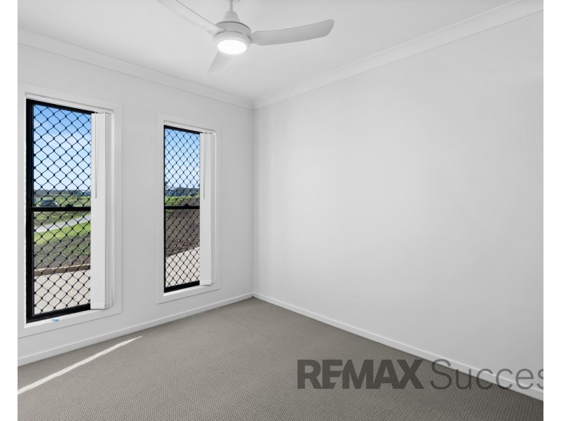 1/32 Aquila Drive, Meringandan West QLD 4352