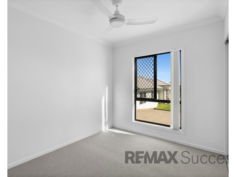 1/32 Aquila Drive, Meringandan West QLD 4352