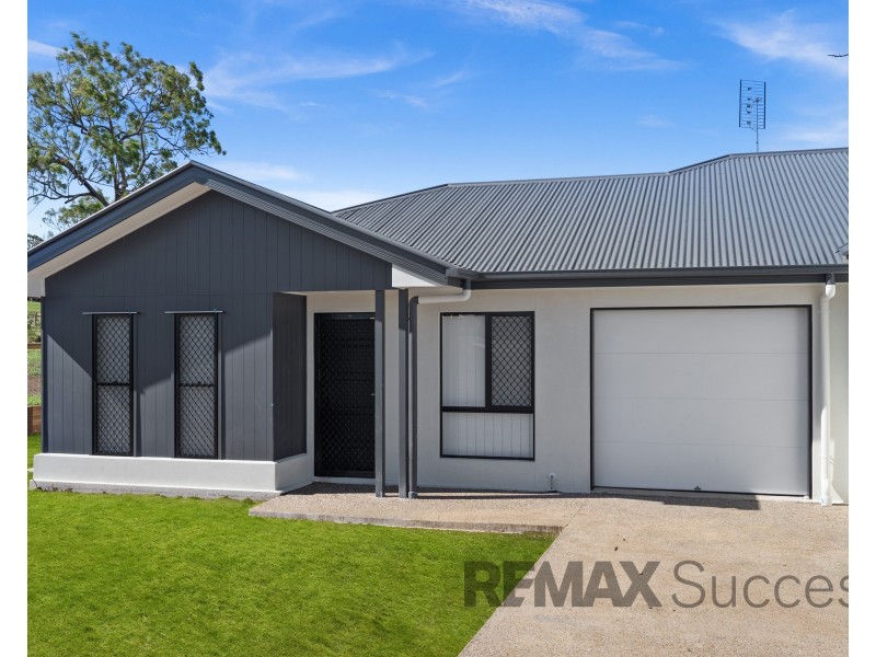 2/32 Aquila Drive, Meringandan West QLD 4352