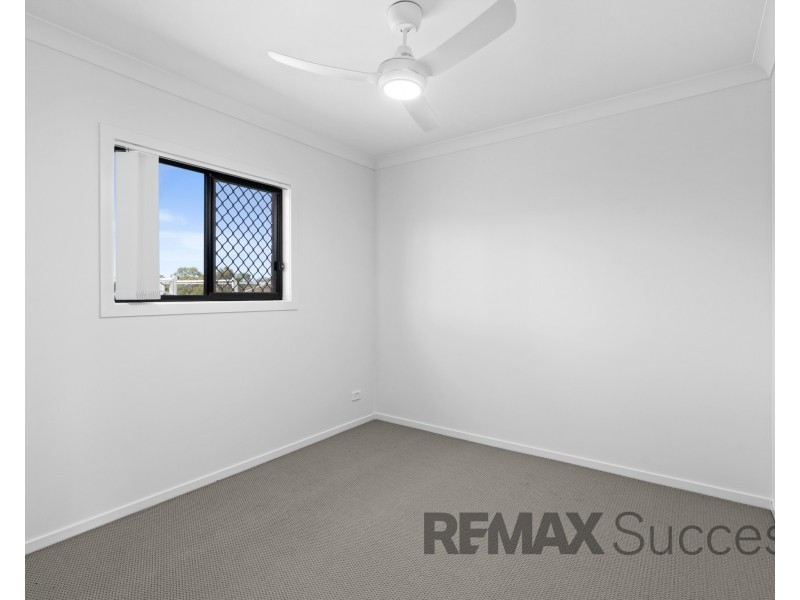 2/32 Aquila Drive, Meringandan West QLD 4352