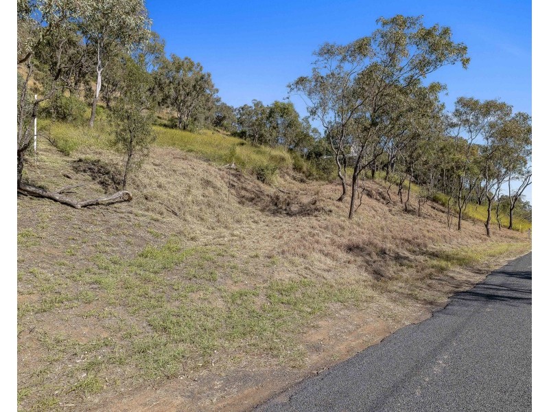 14 Linora Drive, Gowrie Mountain QLD 4350