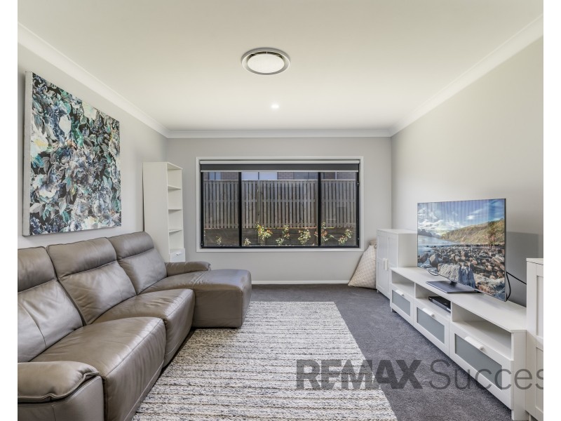 7 Kaufman Avenue, Highfields QLD 4352